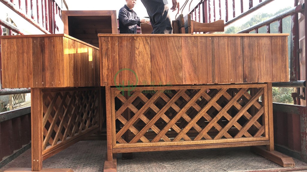 岳陽長沙防腐木花箱案例